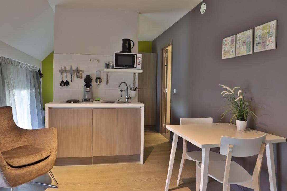 Woestyne Business&leisure Cleythil *